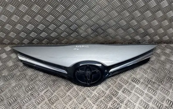 Toyota Avensis T270 Front grill 5311405120