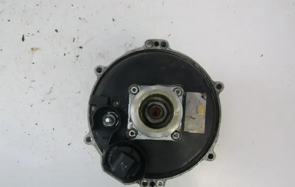 BMW 5 E39 Generator/alternator 