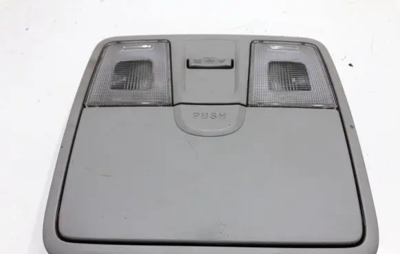 Hyundai i30 Headlining lighting console trim 