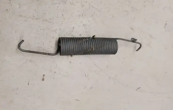BMW M3 F80 Tailgate/trunk/boot tension spring 7255693