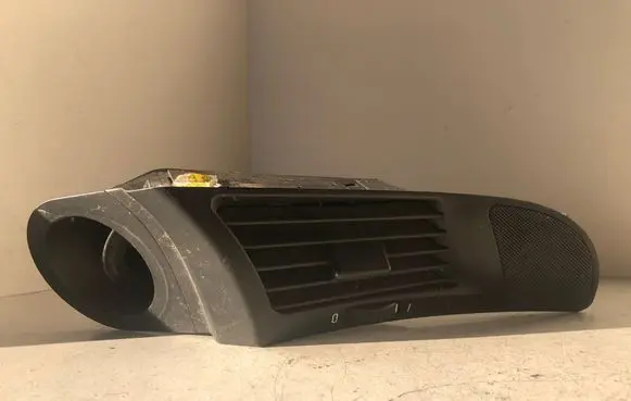 BMW 5 E39 Dashboard side air vent grill/cover trim 8391174