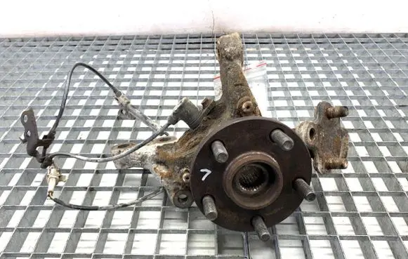 Toyota Avensis T250 Front wheel hub spindle knuckle