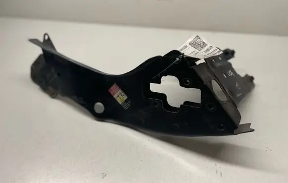 Mercedes-Benz E W211 Side radiator support slam panel 
