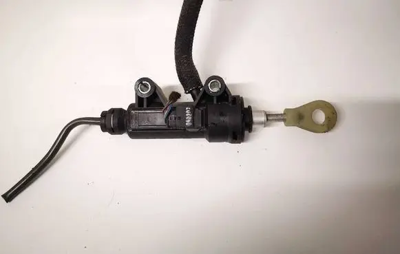 Clutch master cylinder