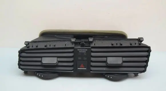 Volkswagen Golf VII Dashboard air vent grill cover trim 5G2815735 5G2815736