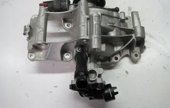 BMW X3 G01 Water pump 8591718