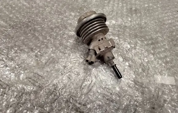 Renault Trafic III (X82) AdBlue injector 01694744031