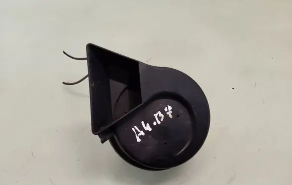 Audi A4 S4 B7 8E 8H Horn signal 8E0951223A