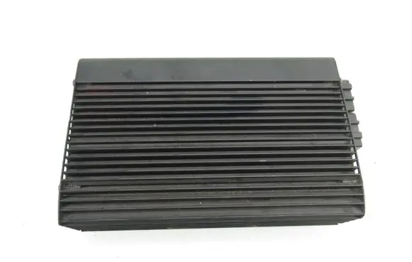 Volkswagen Golf IV Sound amplifier 1J0035456