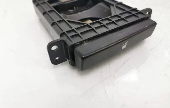 Toyota Avensis T250 Cup holder MT3509