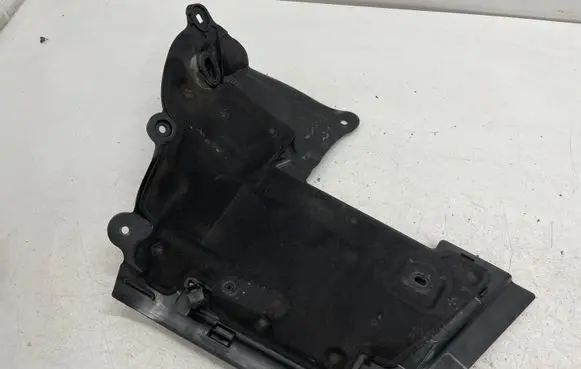 Other engine bay part
