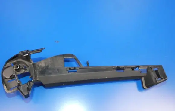 Volvo S90, V90 Front bumper mounting bracket 31663020