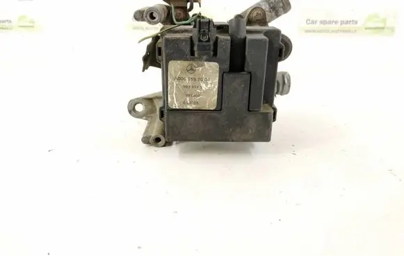 Mercedes-Benz E W210 other engine part 0001591004 0001591104