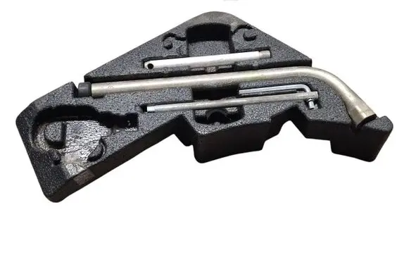 Volkswagen Touareg I Tool set 7L0012113 7L0012219