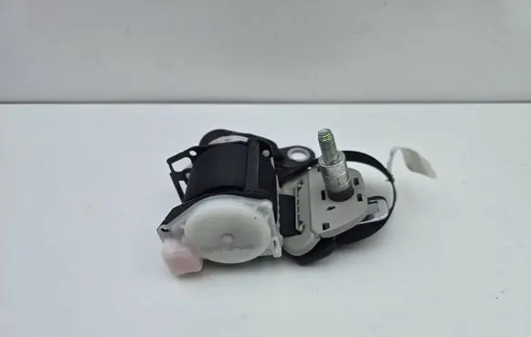 Toyota Prius+ (ZVW40) Rear seatbelt TKAB2EF929 11022012 0540067