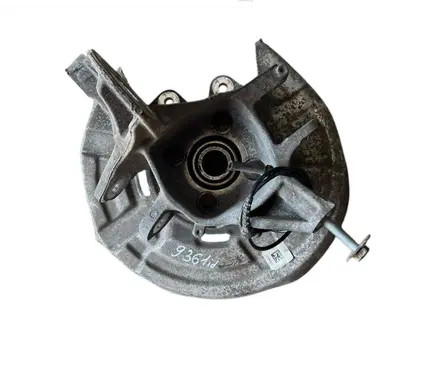 BMW 5 F10 F11 Rear wheel hub 6796099 6778253 796826