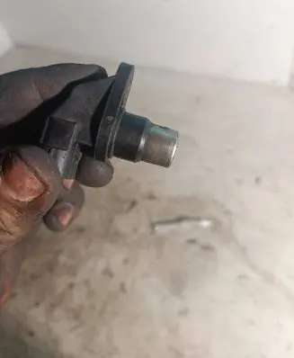 Volvo V70 Camshaft speed sensor 8631533