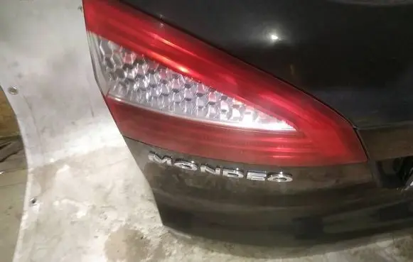 Ford Mondeo MK IV Tailgate rear/tail lights