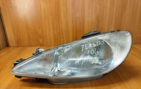Peugeot 206 Headlight/headlamp 9640559580 89005132