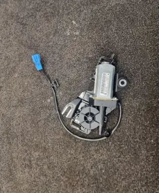 Mercedes-Benz E W238 Seat belt adjustment motor A2058600282