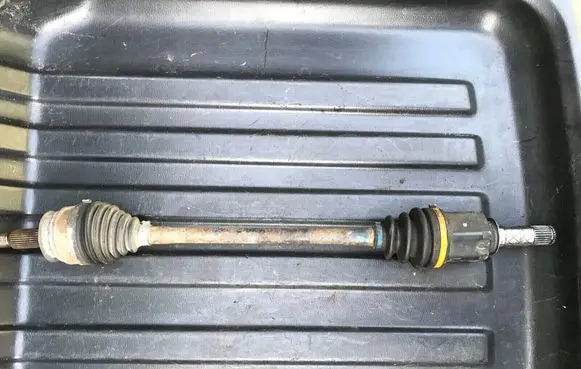 Subaru Impreza III Front driveshaft 383838388338