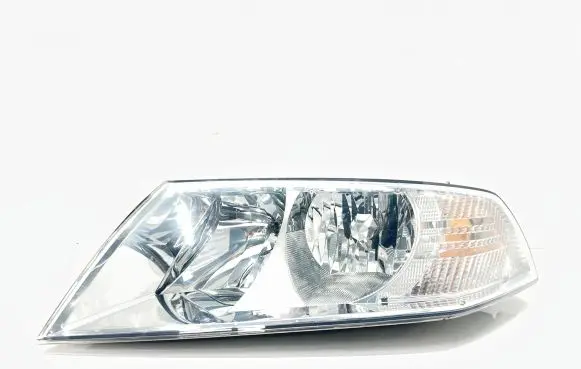 Skoda Octavia Mk2 (1Z) Headlight/headlamp 1EL35402701 2000112402A 3575