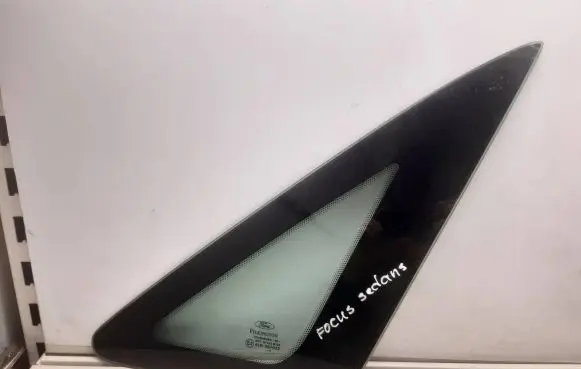 Ford Focus Rear side window