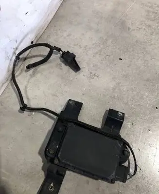 Volvo S60 Distronic sensor radar AG9N9G768BC 31252833 31334510