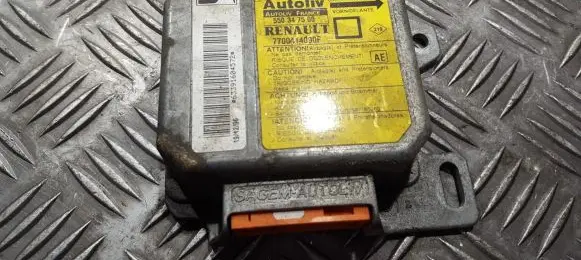 Renault Megane I Airbag control unit/module 7700414090f 550347500