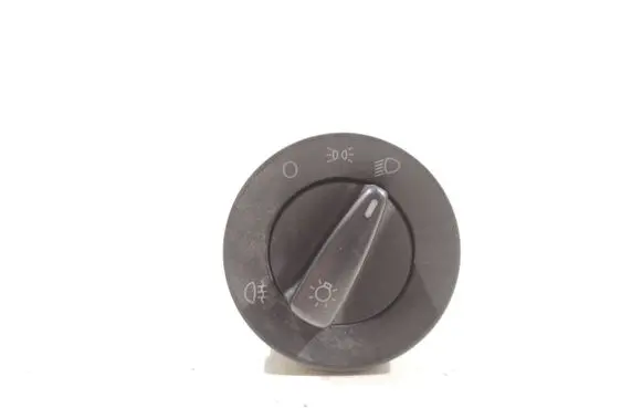 Skoda Fabia Mk2 (5J) Light switch 3B0941531B