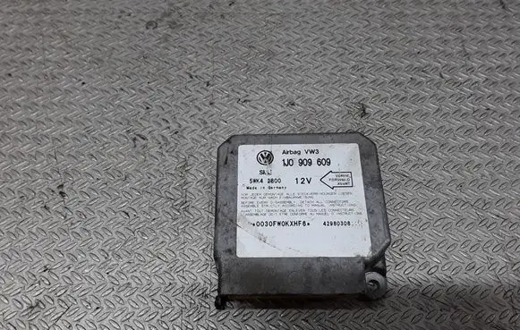 Volkswagen Golf IV Airbag control unit/module 1J0909609