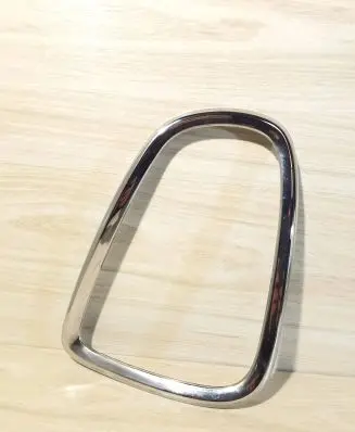 Rear/tail light trim molding