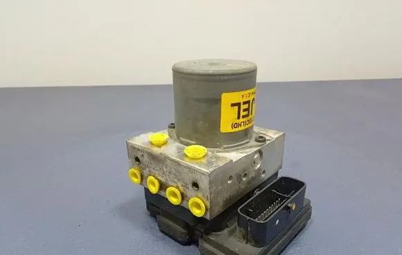 Hyundai ix20 ABS Pump 1K58930500