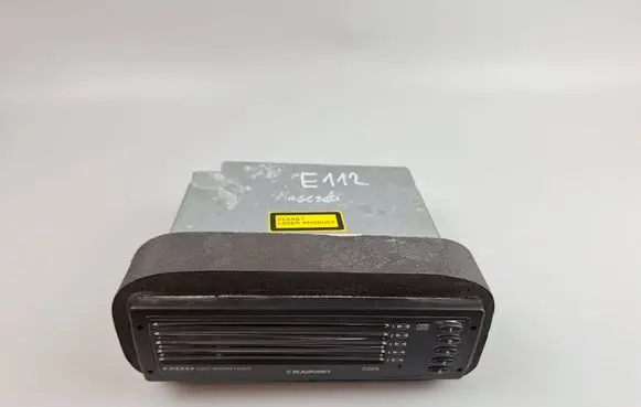 Maserati Coupe CD/DVD changer 7607769150 735273184 E1021538