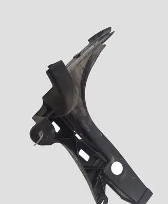 Peugeot 3008 I Rear bumper mounting bracket 9685552577