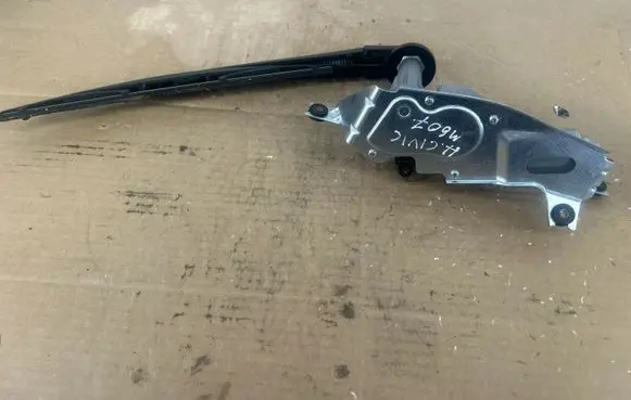 Honda Civic IX Rear window wiper motor 070TB9