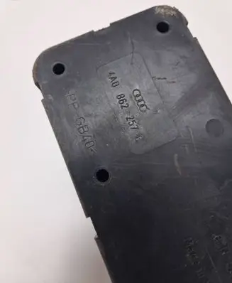 Audi A6 S6 C4 4A Central locking vacuum pump 4A0862257C