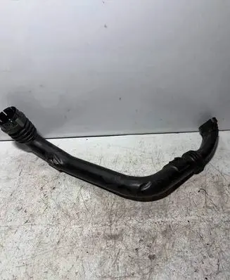 Subaru Outback (BS) Air intake hose/pipe