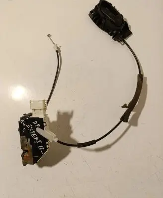 Peugeot Expert Front door lock 40627149