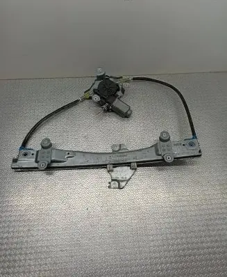 Renault Twingo II Front door window regulator with motor 119358ARM 400957C