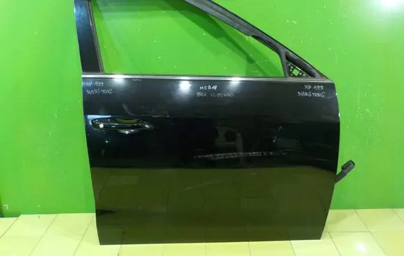 SsangYong Tivoli Front door PRZOD PRAWE