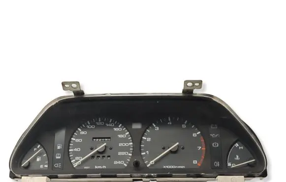 Mazda 323 Speedometer (instrument cluster) PLD63E BB1S
