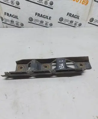 Volkswagen PASSAT B6 Front bumper mounting bracket 3C0807183