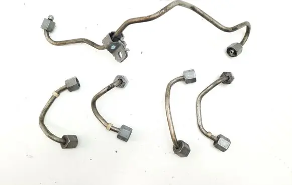 Peugeot 4007 Fuel injector supply line/pipe 