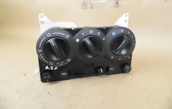 Suzuki Ignis Climate control unit