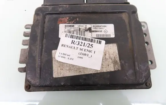 Renault Scenic I Engine control unit/module 8200047494 S110030056B