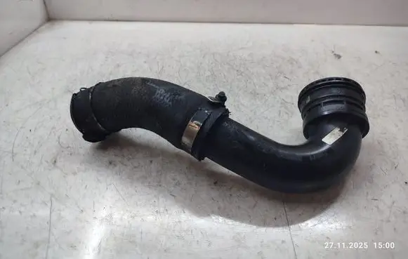 Land Rover Discovery Sport Intercooler hose/pipe GJ326C715