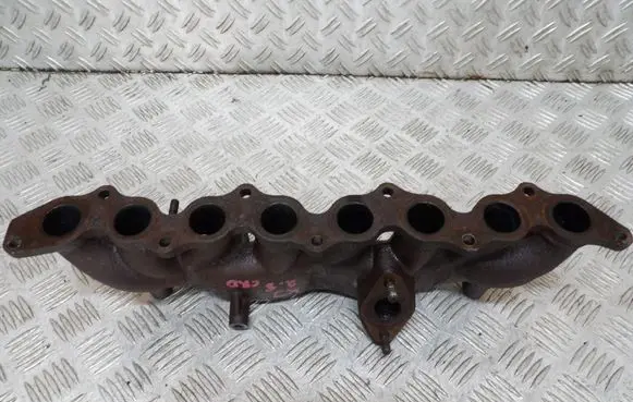 Jeep Cherokee KJ Exhaust manifold