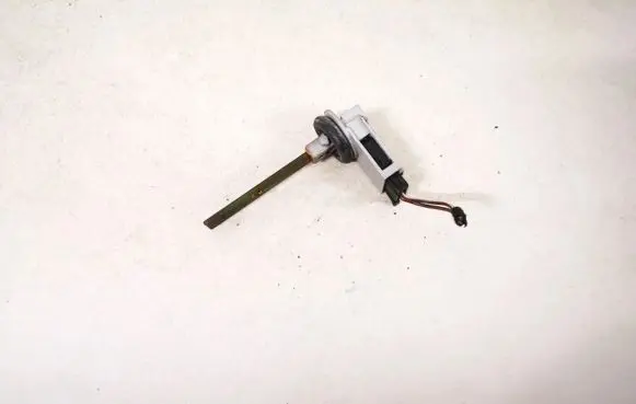 Skoda Superb B5 (3U) Interior temperature sensor 4b0820539