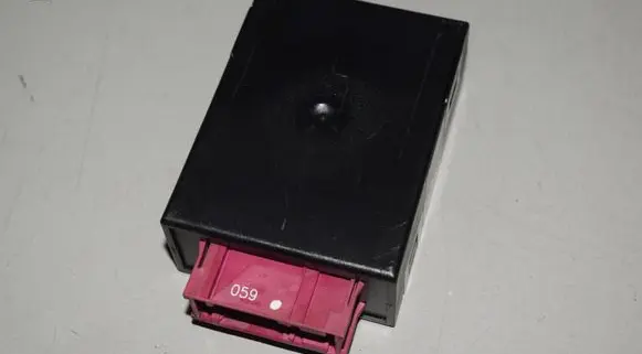 BMW 5 E39 Light module LCM 8375964